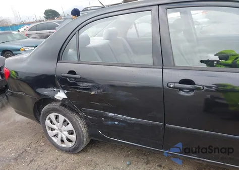 2004 Toyota Corolla Ce z USA, uszkodzony, nr VIN JTDBR32E142042891